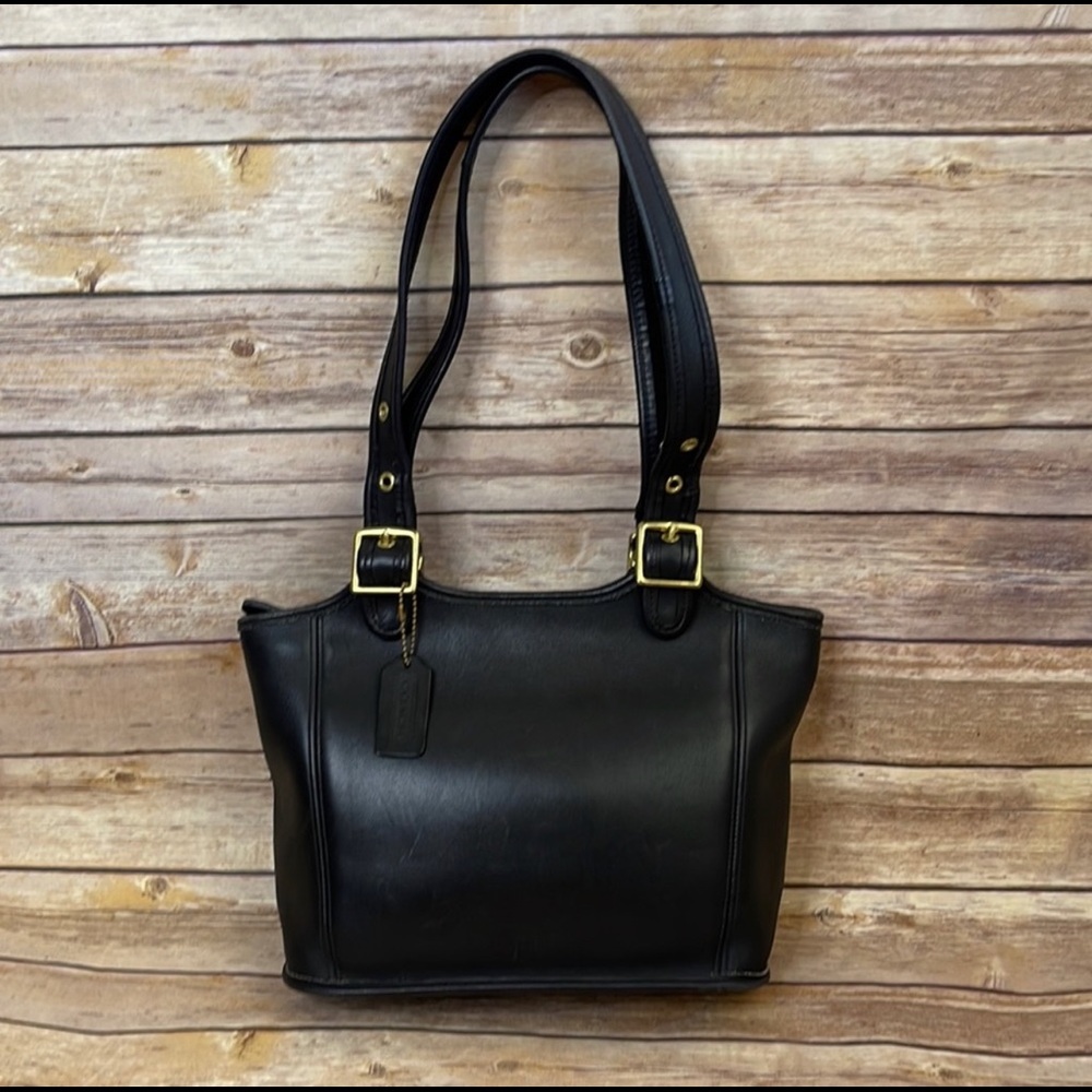 👜 Vintage Coach Legacy leather shoulder bag